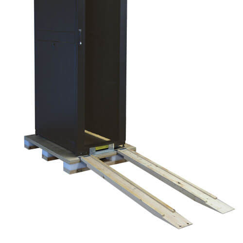 Tripp Lite SR45UBWDSP1 45U SmartRack Wide Standard-Depth Rack Enclosure Cabinet with Doors and Side Panels, Shock Pallet Packaging SR45UBWDSP1 037332175236