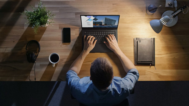 Intel NUC X15 Laptop Kit - LAPKC71F barebook 39.6 cm (15.6") Black BKC71FBFU6000 00735858485524