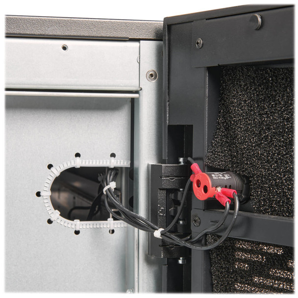 Tripp Lite 3-Phase 208V 80kVA UPS + 100kVA Input Isolation Transformer Kit - 600V Delta to 208V Wye, External Batteries Required S3M80K-100K6T 037332253323