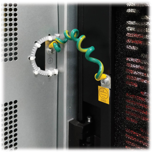 Tripp Lite 3-Phase 208V UPS + Input/Output Isolation Transformer Kit - 480V to 208V/208V to 480V, 60kVA/kW, External Batteries Required S3M60K-60KWR4T 037332253354