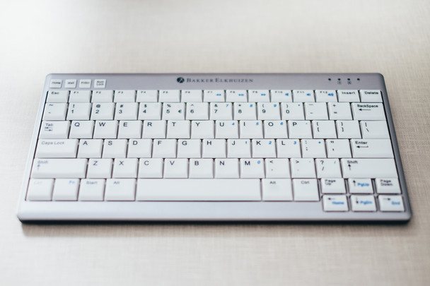 BakkerElkhuizen UltraBoard 950 keyboard USB QWERTY US International Silver, White BNEU950US 8719274671893
