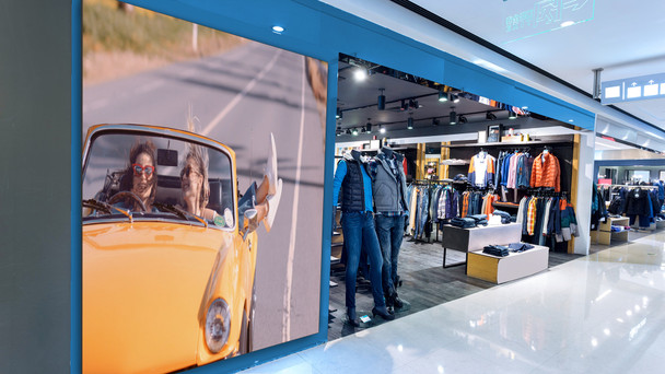 Chief Left dvLED Wall Mount for Samsung IER Series, 2 Displays Tall TILD1X2IER-L