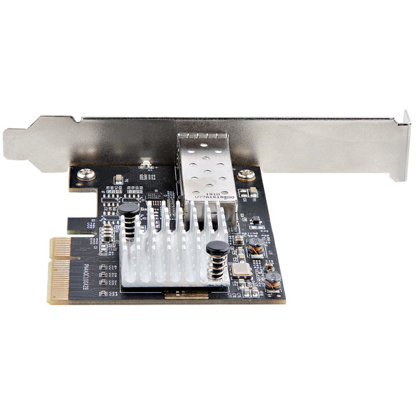 StarTech.com 10G PCIe SFP+ Card - Single SFP+ Port Network Adapter - Open SFP+ for MSA-Compliant Modules/Direct-Attach Cables - 10 Gigabit Fiber PCIe NIC - PCI Express SFP+ Network Card PEX10GSFP 065030891295