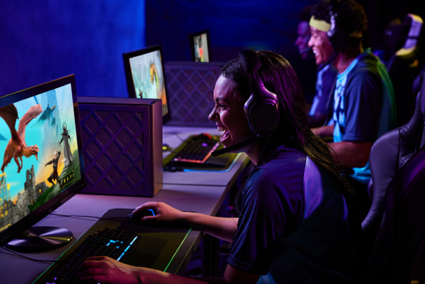 Intel NUC 13 Extreme Kit - NUC13RNGi7 Desktop Black Intel Z690 i7-13700K RNUC13RNGi70001 735858524902