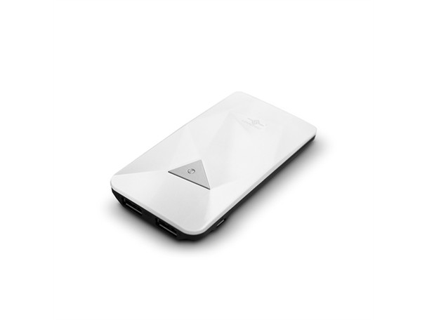 Vantec model#VAN-350BB-WH Power Gem 3500 mAh Power Bank (White color)