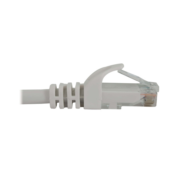 Tripp Lite N261-020-WH Cat6a 10G Snagless Molded UTP Ethernet Cable (RJ45 M/M), PoE, White, 20 ft. (6.1 m) 037332277466