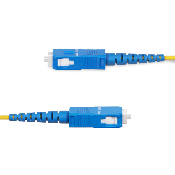 StarTech.com 30m (98.4ft) SC to SC (UPC) OS2 Single Mode Simplex Fiber Optic Cable, 9/125µm, 40G/100G, Bend Insensitive, Low Insertion Loss, LSZH Fiber Patch Cord 065030903394