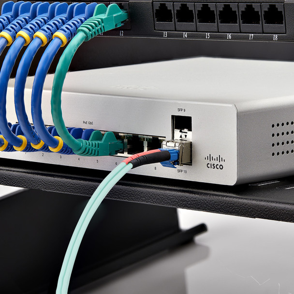 StarTech.com Cisco SFP-25G-SR-S Compatible SFP28 Module, 25Gbps Multimode Fiber (MMF), 100m (328ft), LC Connector, 850nm, MSA 25 Gigabit Optical Transceiver 065030905329
