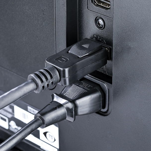 StarTech.com 1ft (30cm) DisplayPort 1.2 Cable - 4K x 2K Ultra HD VESA Certified DisplayPort Cable - Short DP to DP Cable for Monitor - Slim DP Video/Display Cord - Latching DP Connectors DISPLPORT1L