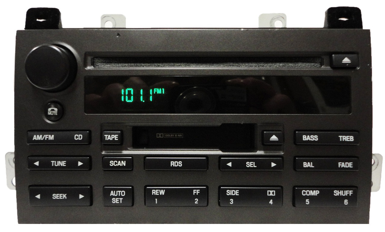 03 04 05 LINCOLN Town Car RDS AMFM Radio Tape CD Player 3W1T18C868AK OEM Stereo