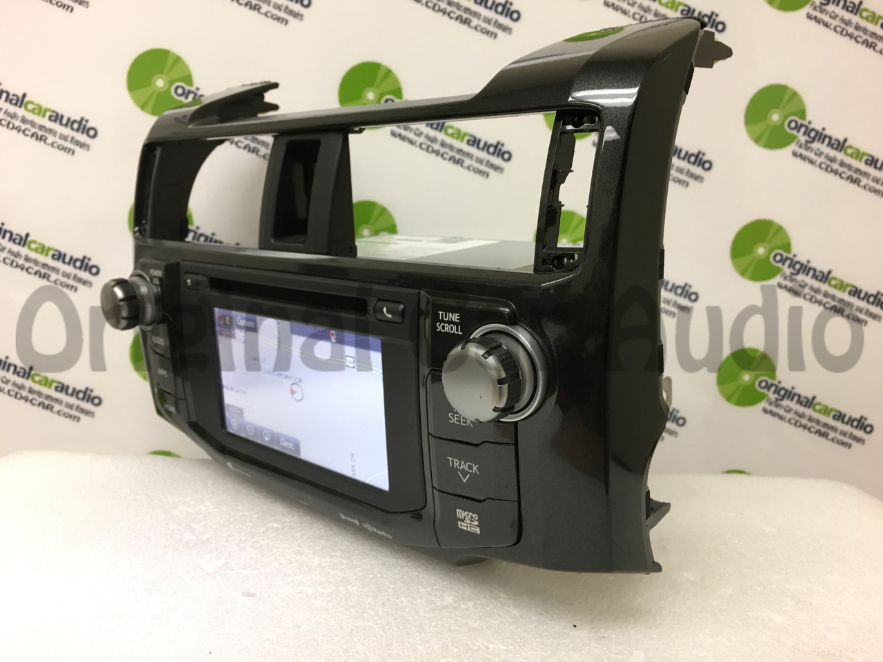 2014 4runner 純正ナビ