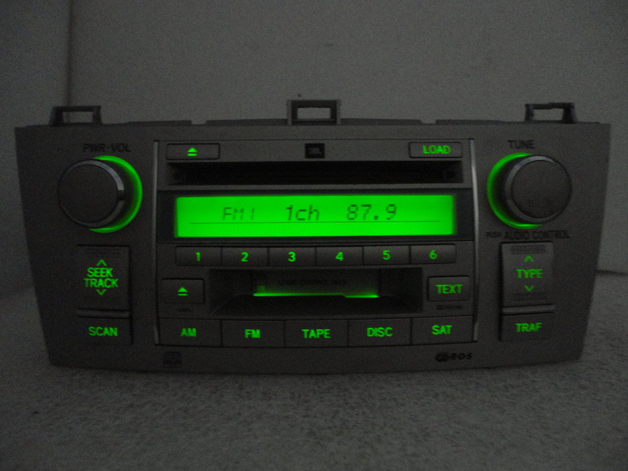 A56831 Toyota Solara Satellite Radio 6 Disc Changer CD Player