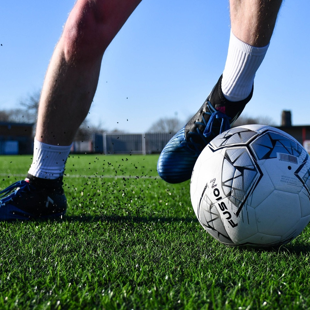 Precision Fusion+ FIFA Basic Training Ball