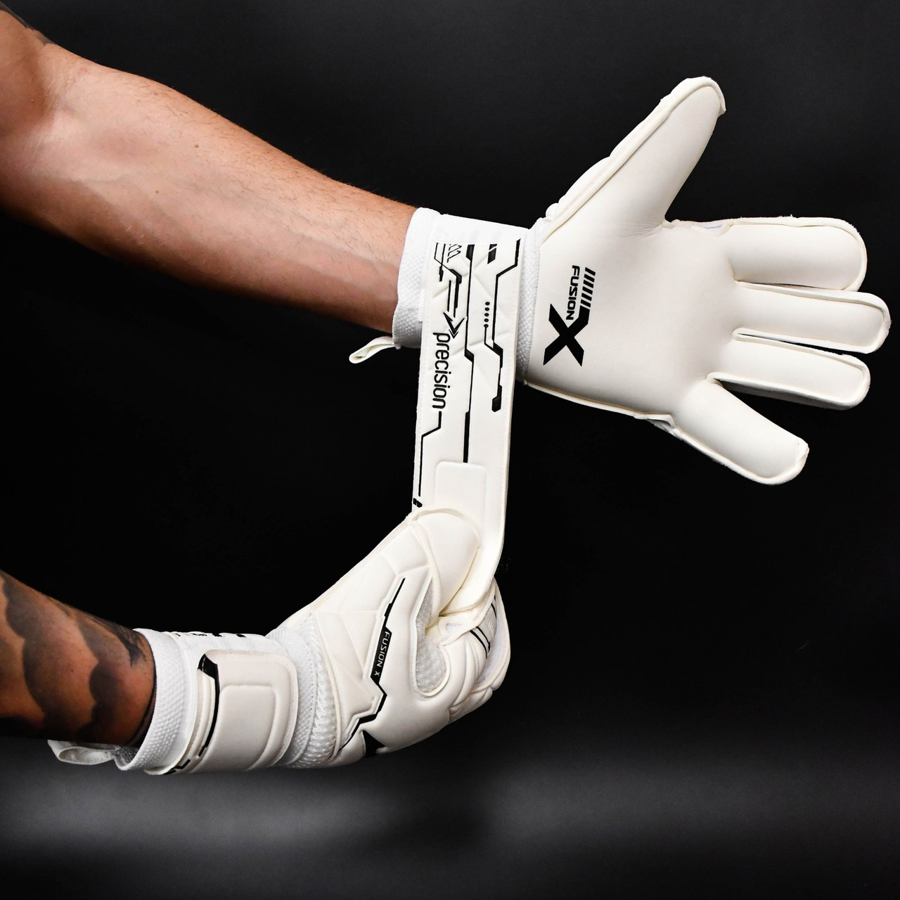 Precision Junior Fusion X Pro Classic Hybrid Giga Goalkeeper Gloves