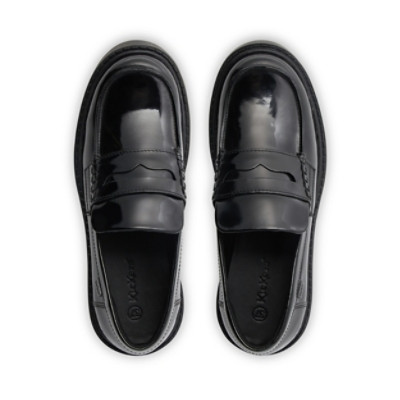 Kickers Kori Loafer Leather Womens Shoes Black sole detail