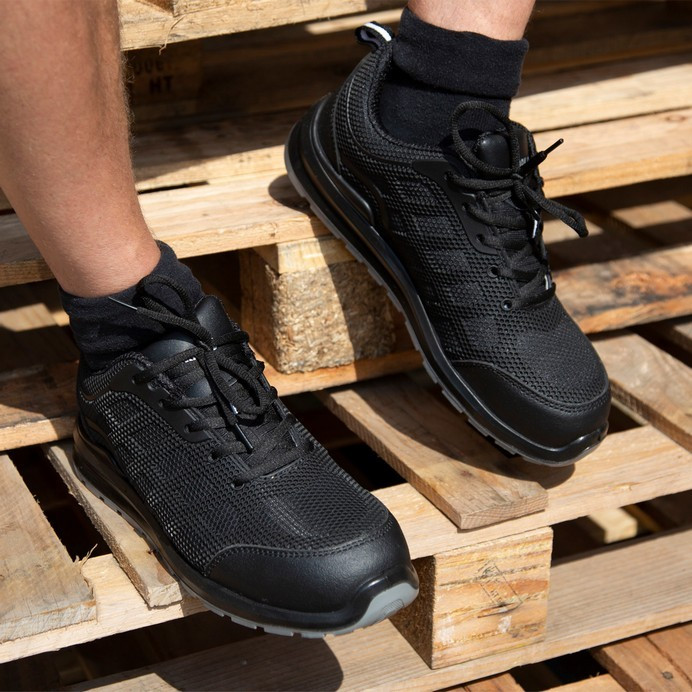 All Black Steel Toe Safety Trainers, SB SR FO (Result Work-Guard R456X)