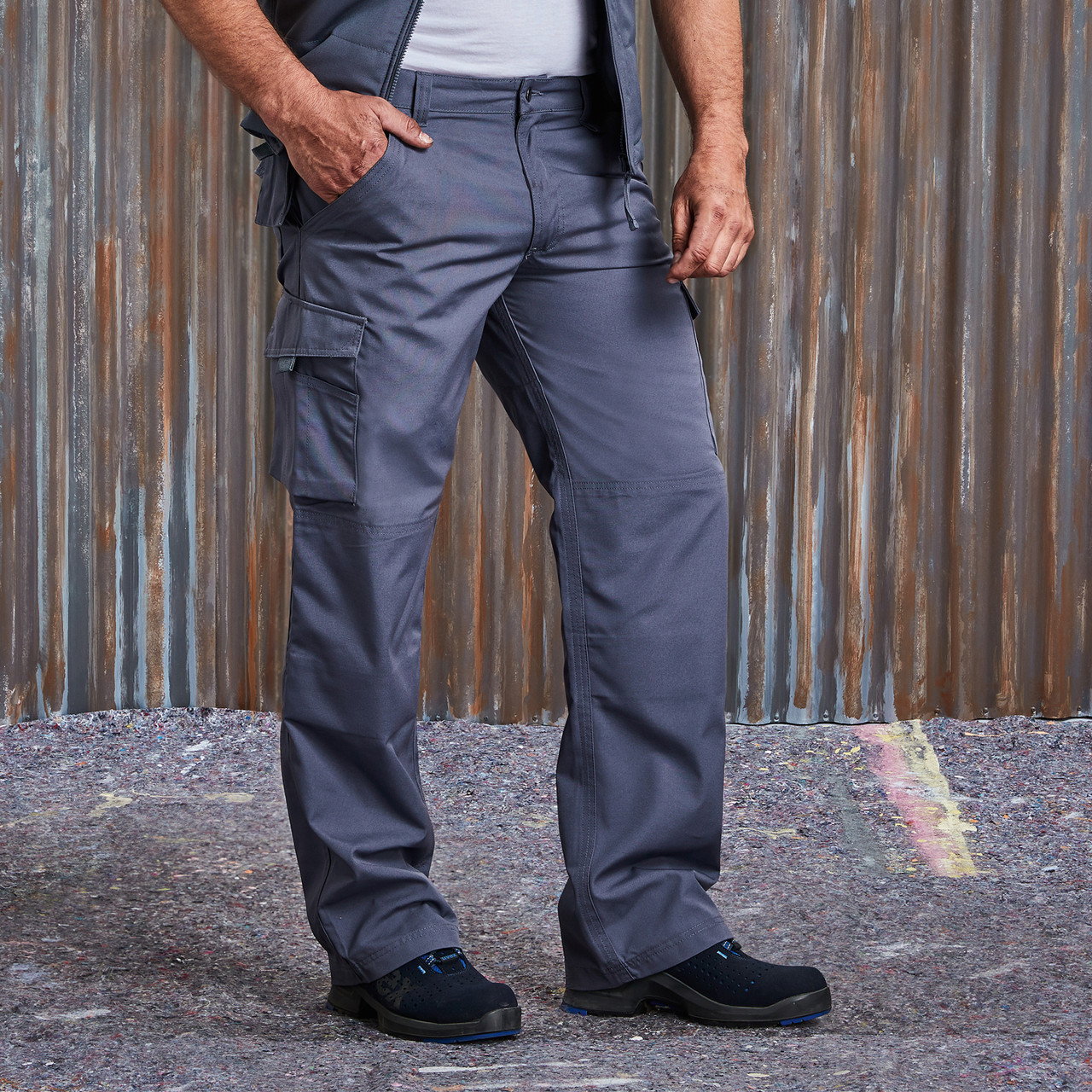 Combat Work Trousers with Knee Pad Pockets, Stain Resistant (Russell J015M)