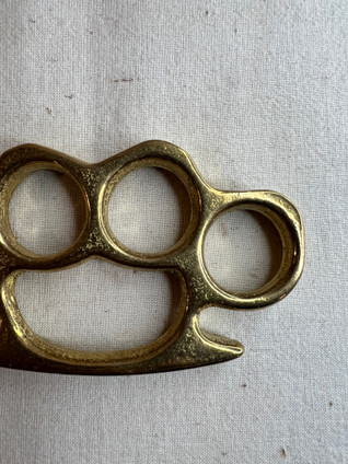 Vintage 8 oz Brass Knuckles Vintage 8 oz Brass Knuckles