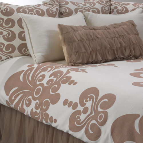 Enchantique Collection