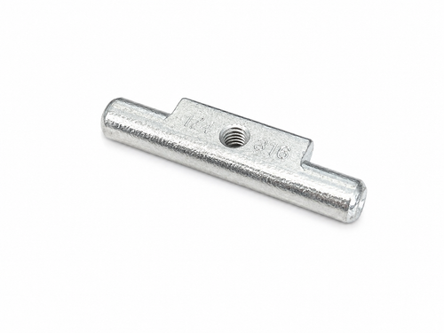 Quest Mast Pin