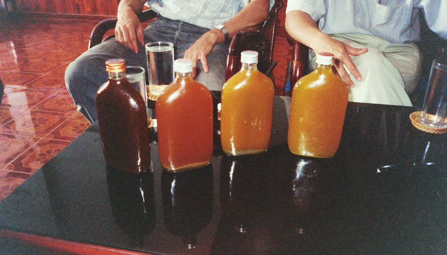 Varieties of Laotian oil