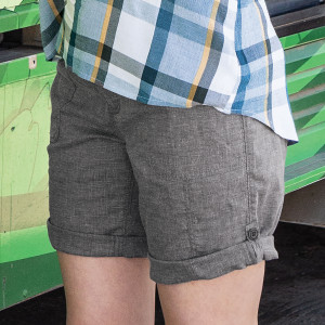 Temple Short lifestyle