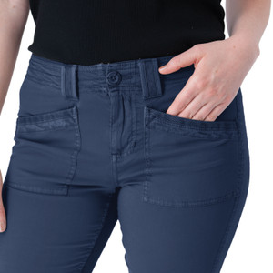 Arden Crop Pant studio alt2