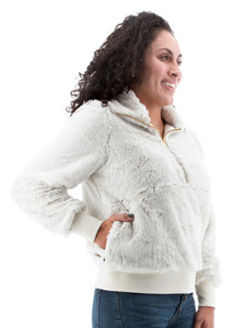 Tierra Fleece Top studio alt2
