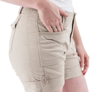 Tarra Short studio alt2