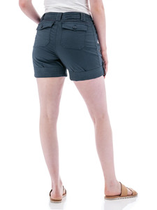 Tarra Short studio back