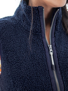 Stratus Vest studio alt 2