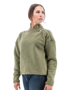 Stratus Pullover studio alt 1
