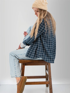 Aveline Shirt studio alt2