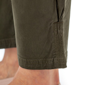 Hudson Pant (F23 in color Grape Leaf) detail