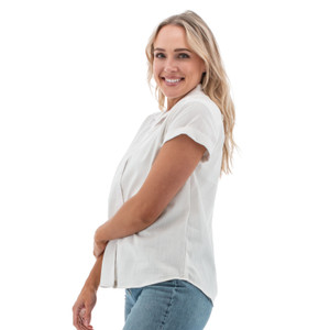 Aviana Shirt 24 studio alt 1 Aviana Shirt 24 studio alt 1