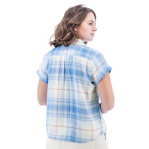 Aviana Shirt 24 studio back Aviana Shirt 24 studio back