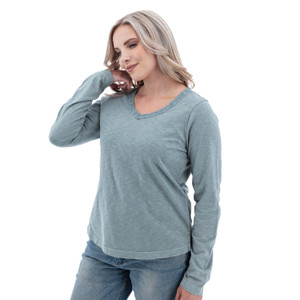 Layla Organic V-Neck Top studio alt 1