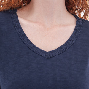Layla Organic V-Neck Top studio alt 2