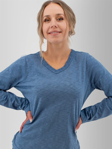 Layla Organic V-Neck Top studio alt2
