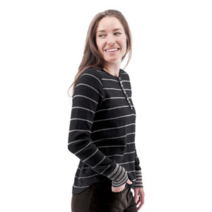 Nicole Henley studio alt1 Nicole Henley studio alt1