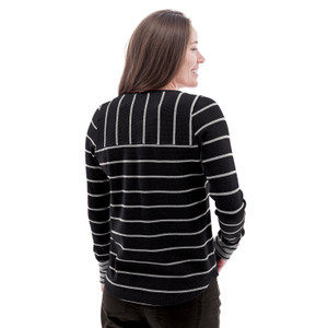 Nicole Henley studio back