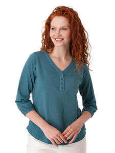 Este Organic Cotton V-Neck Henley studio