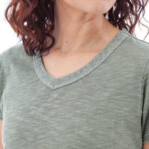 Layla Organic Cotton V-Neck Tee studio alt2