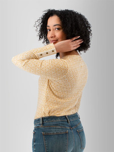 Tia Waffle Knit Floral Top studio alt1