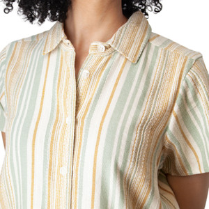 Jacey Spread Collar Top Ceramic detail