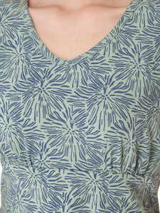 Daystar Printed T-Shirt Dress Jadeite Green detail
