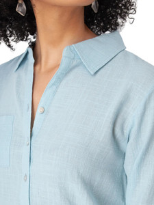 Laken Popover Top Crystal Blue front detail