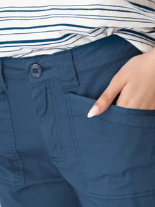 Arden Mid-Rise Wide Leg Utility Pant Gibraltar Sea Blue front pocket detail