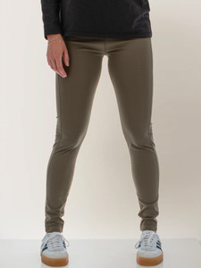 Dog-Walker Athleisure Legging studio