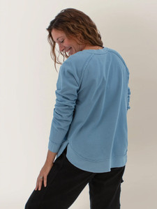 Cotton Drift Raglan Crew Neck Sweatshirt studio alt1